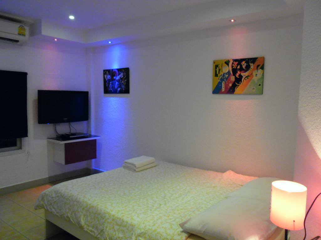 Swiss Food Restaurant And Room For Rent Pattaya Habitación foto
